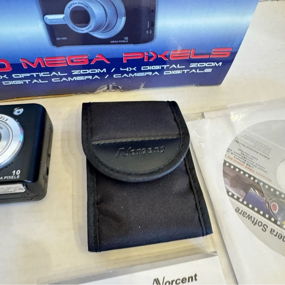 Norcent DC-1020 Digital Camera 10 Megapixel with 2.4
